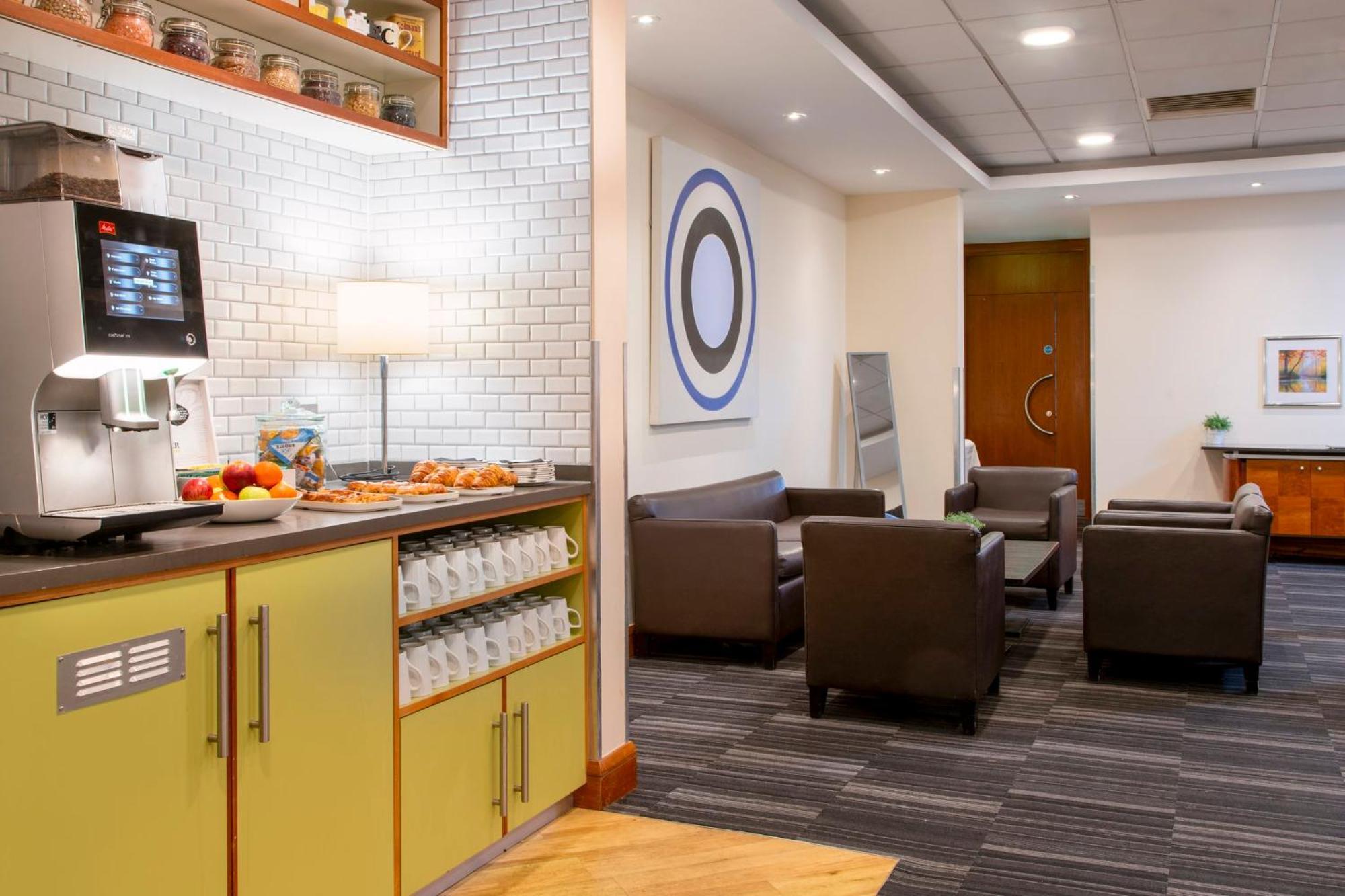 Holiday Inn Cambridge By Ihg Girton  Екстериор снимка