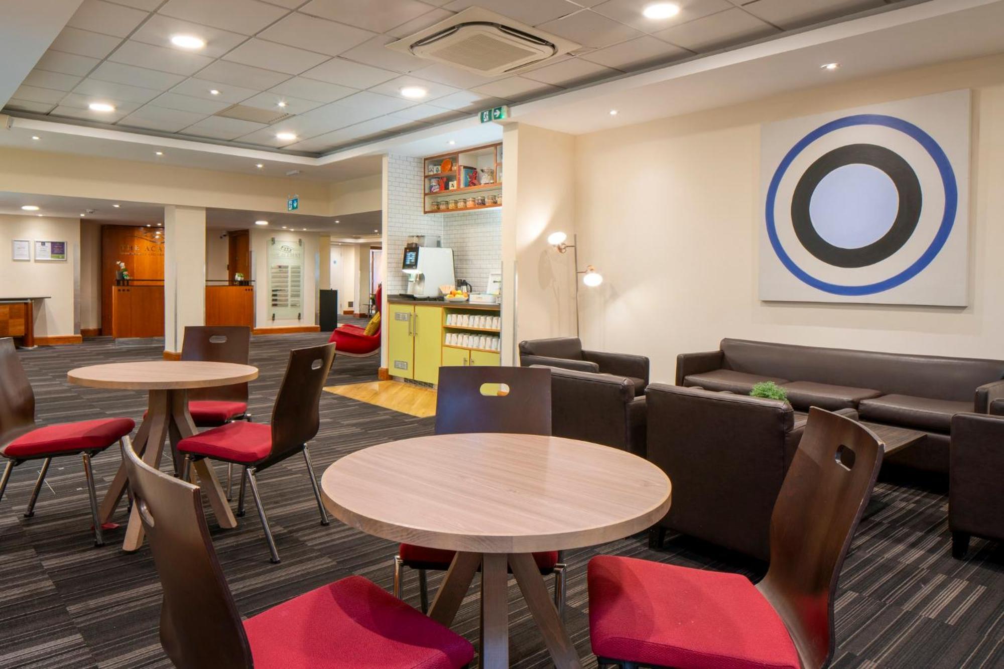 Holiday Inn Cambridge By Ihg Girton  Екстериор снимка